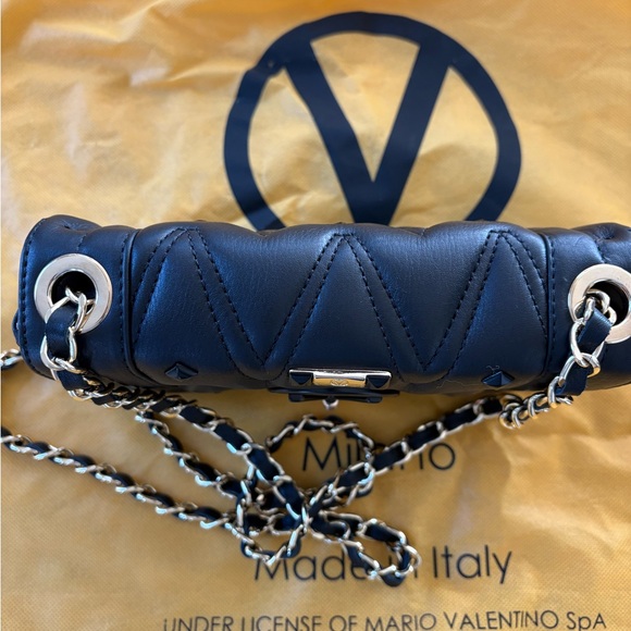 NWT Valentino black handbag - Picture 4 of 8